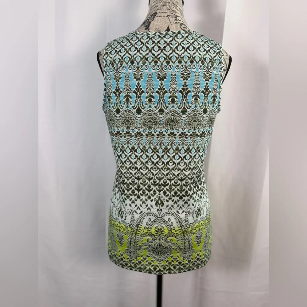 Athleta Sleeveless Top with Blue, Green Patterned size M